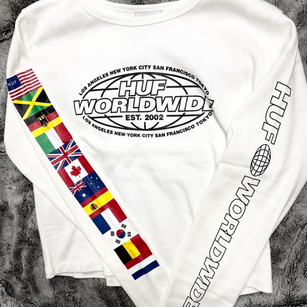 HUF Worldwide Crop top
